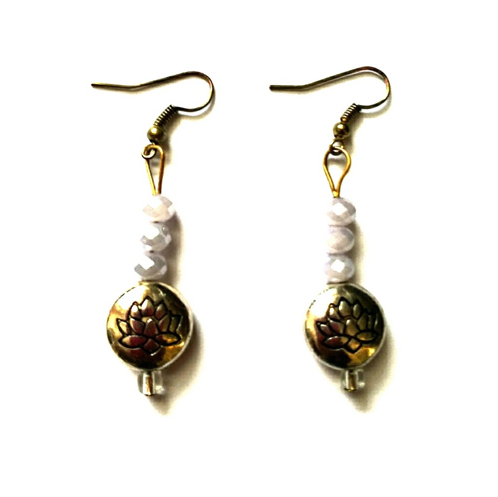 Lotus flower symbol earrings 🌸